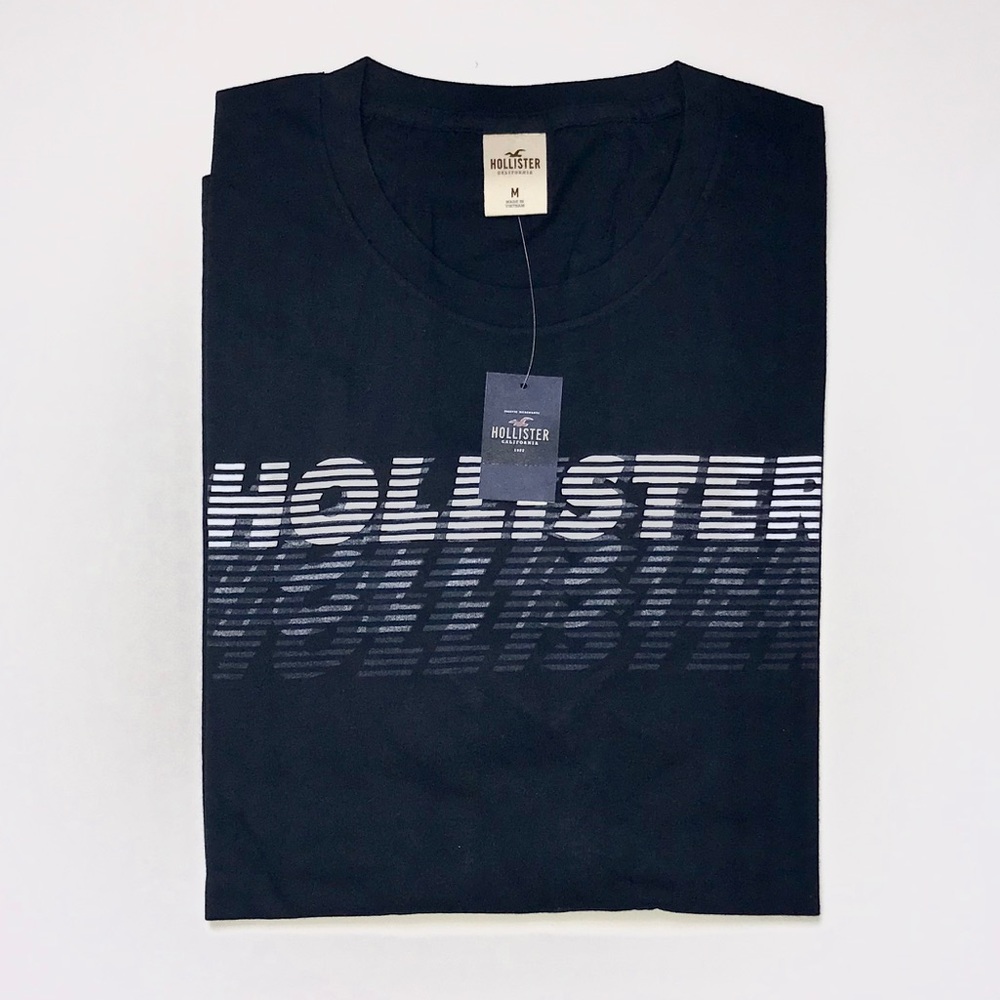 Hollister t-shirt (NWT)